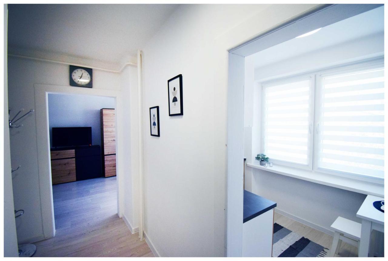 Color24 Centrum Nisko Apartman Kültér fotó